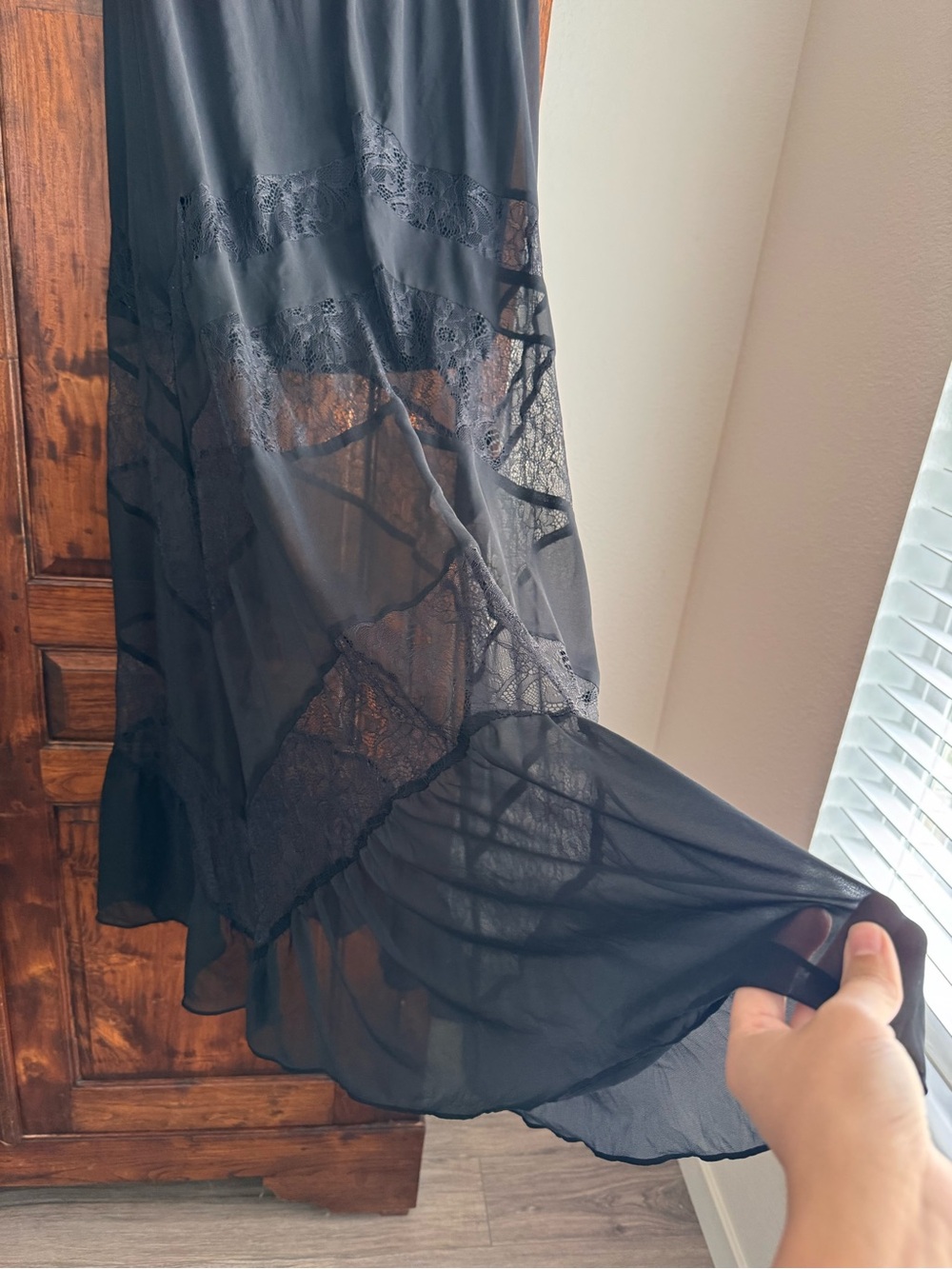 Express Black Lace Insert Sheer Maxi Skirt - Picture 6 of 8